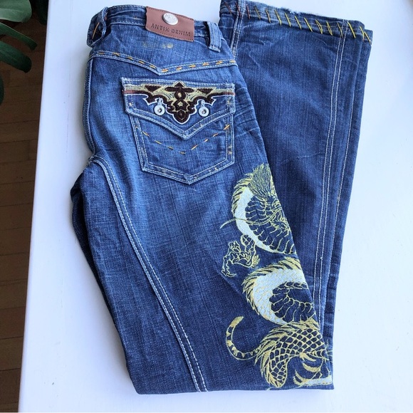 Antik Denim Denim - ANTIK Denim Y2K Straight leg low rise Dragon embroidered jeans 26